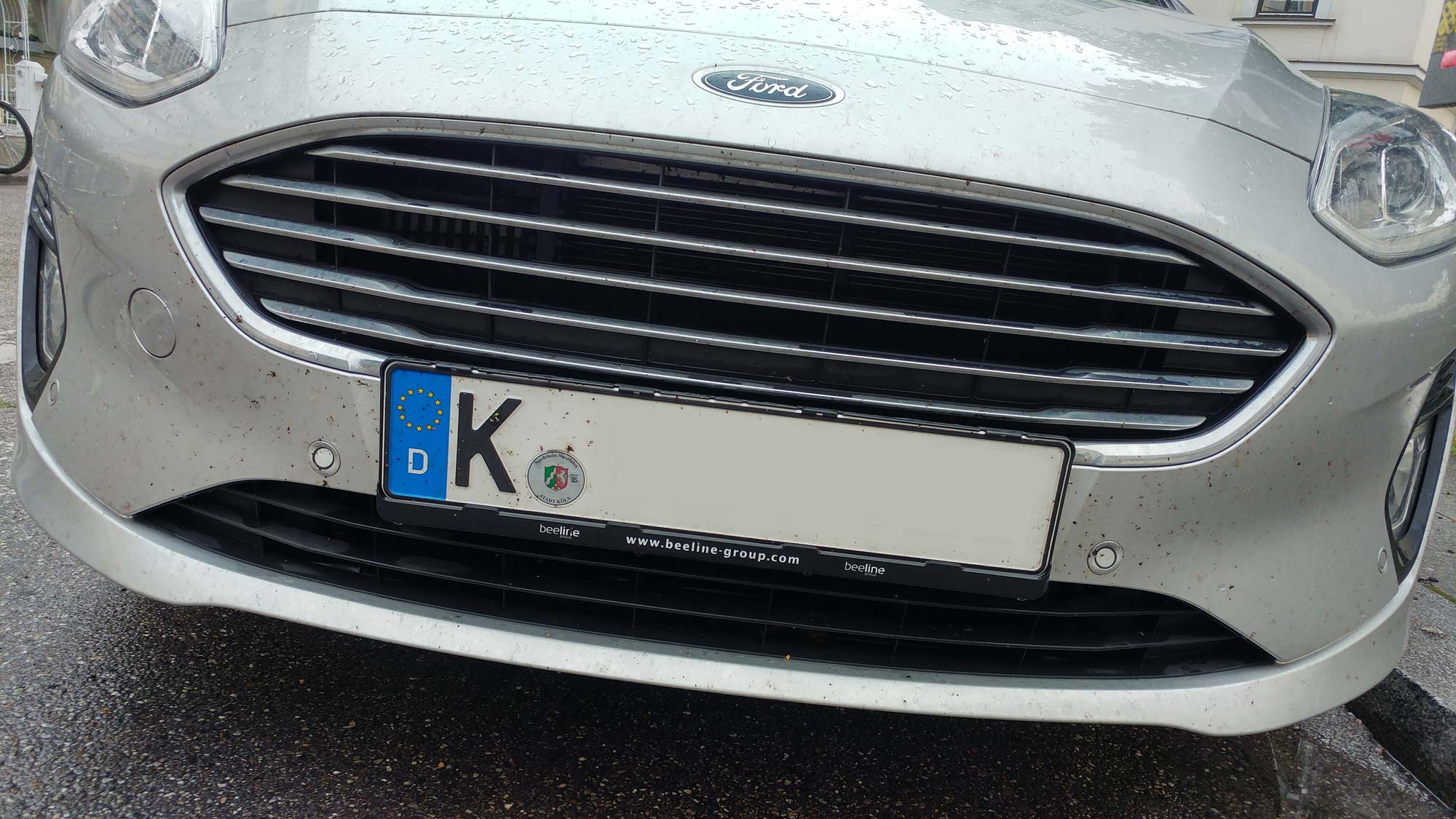 Auto mit dem Kennzeichen K