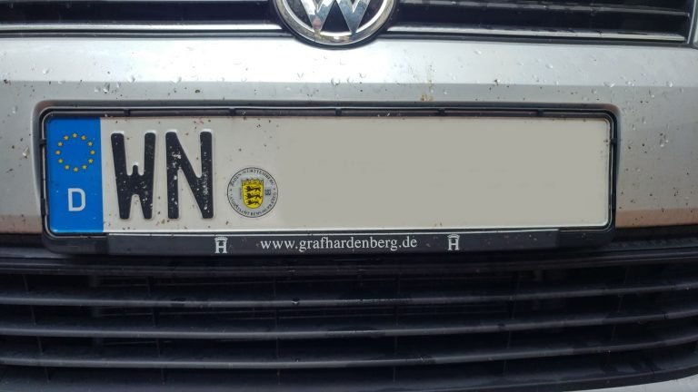 Auto mit dem Kennzeichen WN