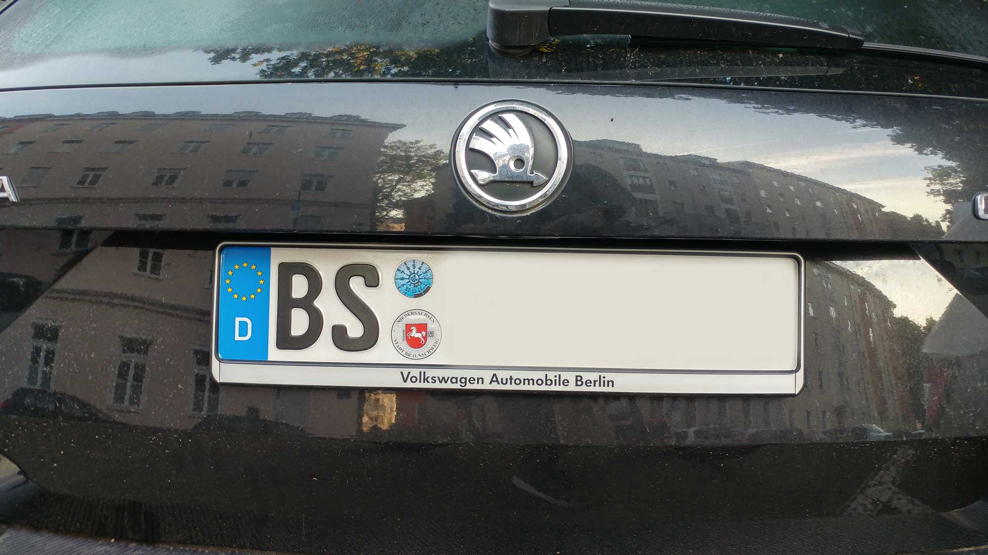 Auto mit dem Kennzeichen BS